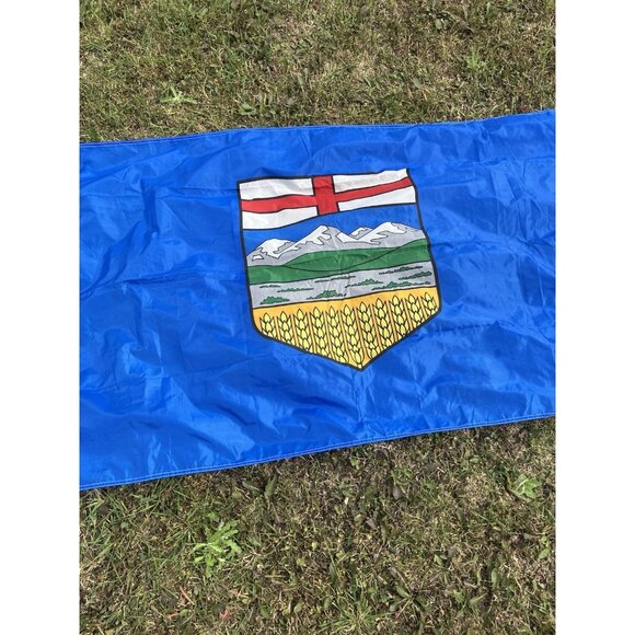 Vintage Canadian Provincial/Territorial Flag - Alberta - Picture 3 of 5
